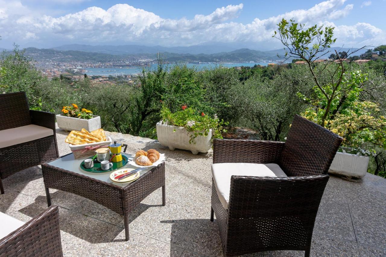Gli Ulivi Sul Golfo E Le 5 Terre Apartment La Spezia Bagian luar foto
